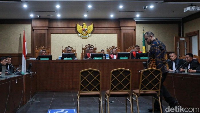 Sidang Vonis Kasus Chromebook, Hakim Beberkan Daftar Pihak yang Diduga Diperkaya